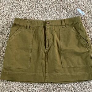 NWT Old Navy Olive Green Mini Skirt with Pockets size 16
